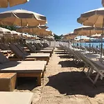 Joli Port Azur Climatise A Golfe -juan En Front De *
