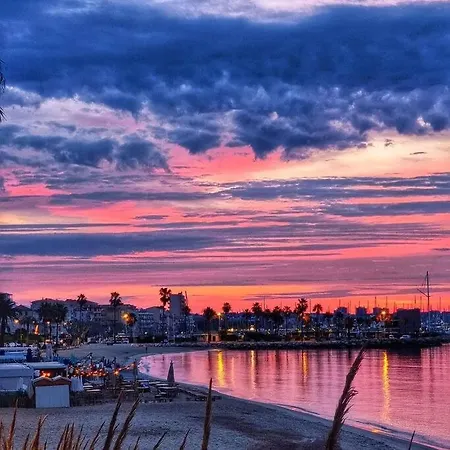 Joli Port Azur Climatise A Golfe -juan En Front De * فالوريس